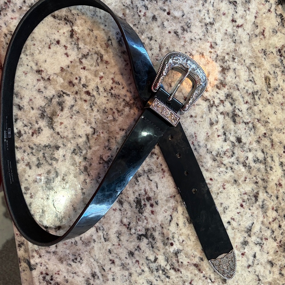 B-Low the Belt - patent leather, size small